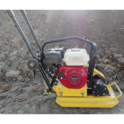 Pladevibrator 62 kg med Honda GX160 motor og kørehjul