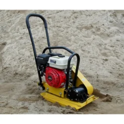 Pladevibrator 62 kg m/Loncin motor, gummiplade og kørehjul